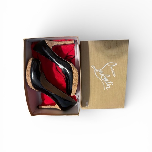 Vintage Christian Louboutin black heels (comes with box) - Picture 10 of 12